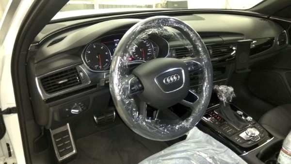 Шумоизоляция арок на Audi A6