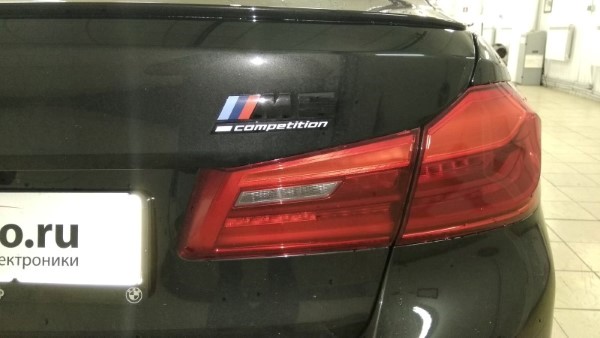 Установка охранного комплекса на BMW M5
