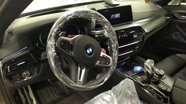 Установка охранного комплекса на BMW M5