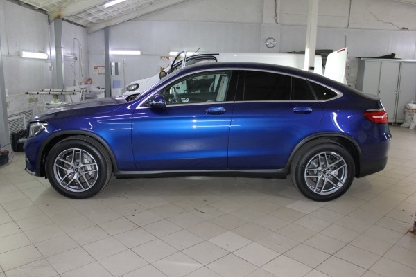 Установка противоугонного комплекса на Mercedes GLC