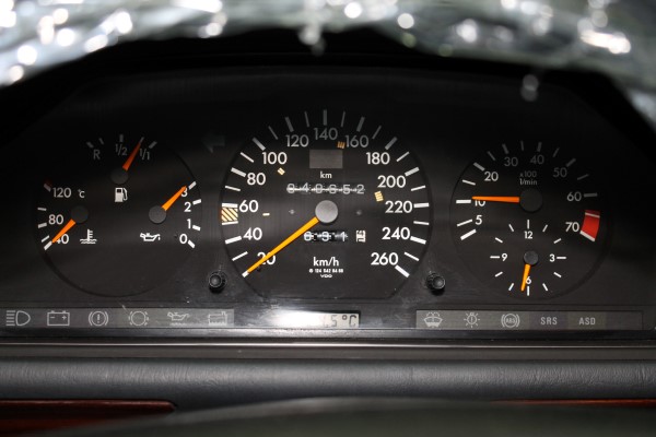 Установка сигнализации на Mercedes E-Class