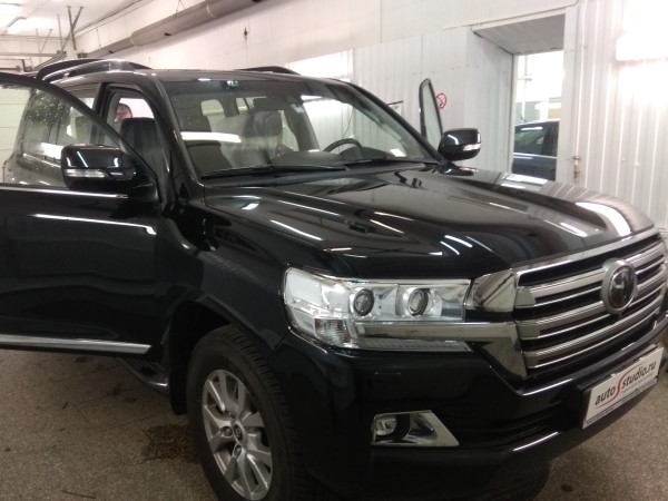 Тонирование Toyota Land Cruiser