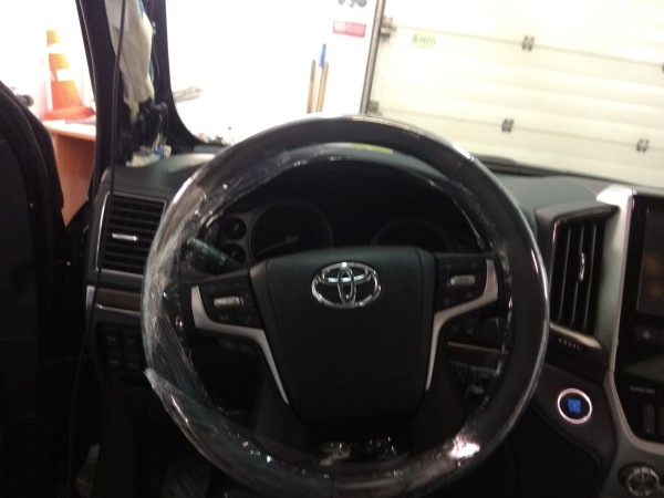 Тонирование Toyota Land Cruiser