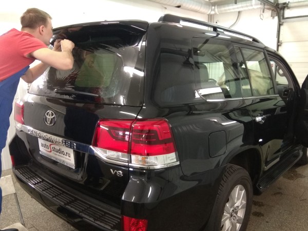 Тонирование Toyota Land Cruiser