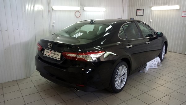 Установка охранного комплекса на Toyota Camry