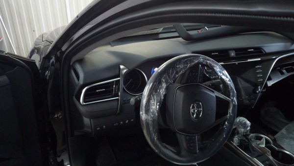 Установка охранного комплекса на Toyota Camry