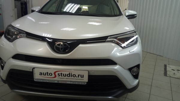 Установка охранного комплекса на Toyota RAV4