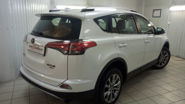 Установка охранного комплекса на Toyota RAV4