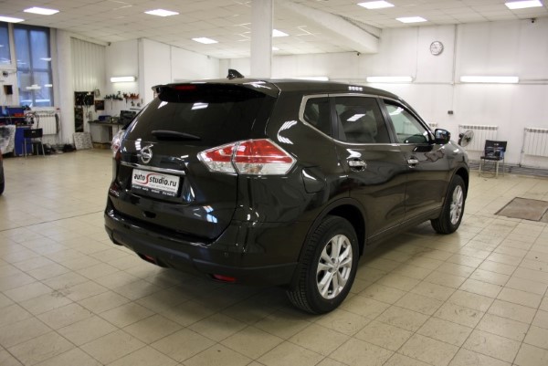 Установка охранного комплекса на Nissan X-Trail