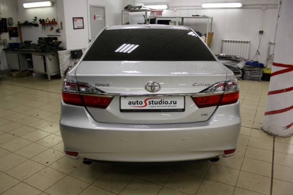 Установка охранного комплекса на Toyota Camry