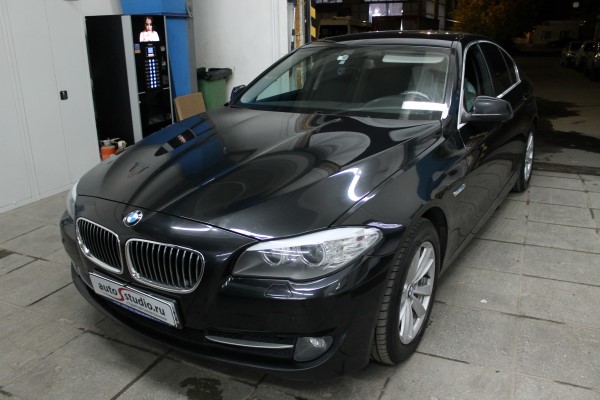 Установка охранного комплекса на BMW 5 Series
