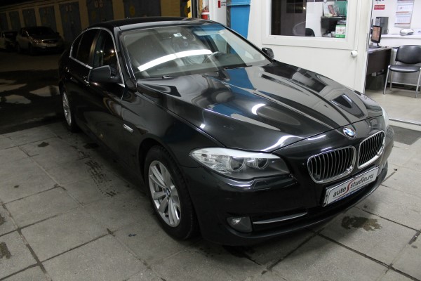 Установка охранного комплекса на BMW 5 Series