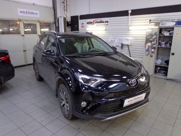 Установка охранного комплекса на Toyota RAV4