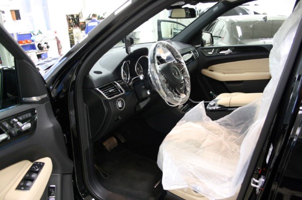 Установка охранного комплекса на Mercedes GLS-class