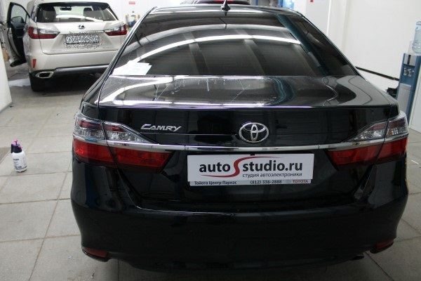 Установка охранного комплекса на Toyota Camry