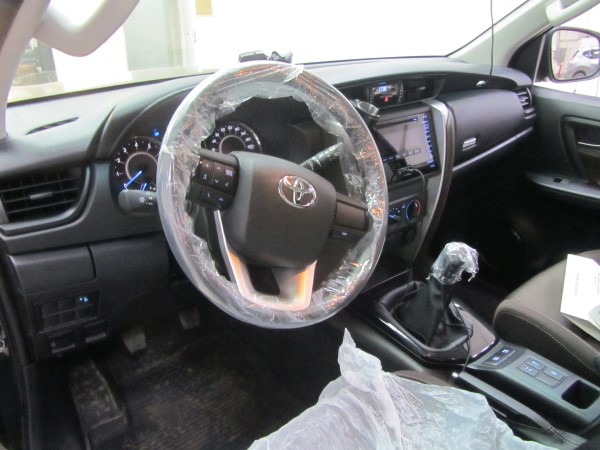 Установка охранного комплекса на Toyota Fortuner