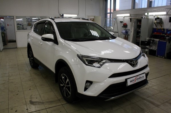 Установка охранного комплекса на Toyota RAV4