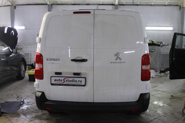 Комплексная вибро-шумоизоляция на Peugeot Expert