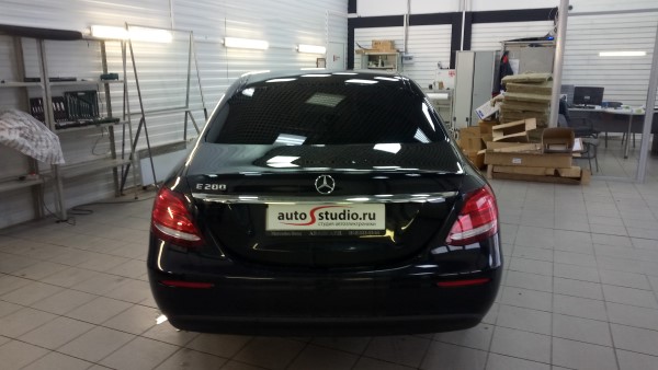 Установка охранного комплекса на Mercedes E-class