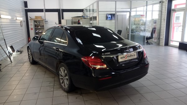 Установка охранного комплекса на Mercedes E-class