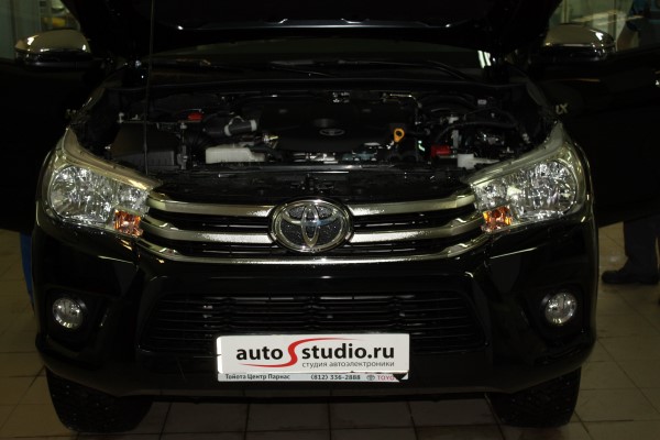 Установка охранного комплекса на Toyota Hilux