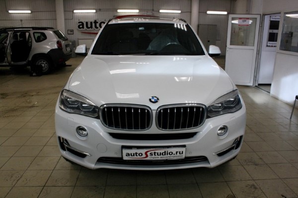 Установка охранного комплекса на BMW X5