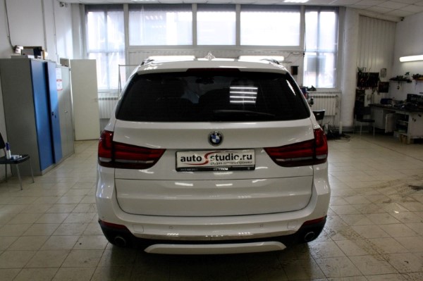 Установка охранного комплекса на BMW X5