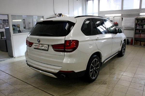 Установка охранного комплекса на BMW X5