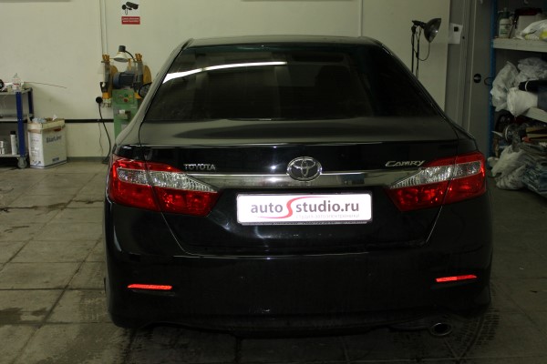 Установка охранного комплекса на Toyota Camry