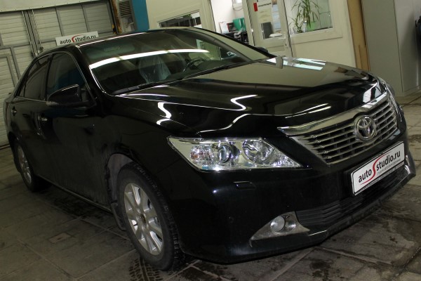 Установка охранного комплекса на Toyota Camry