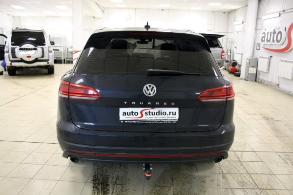 Установка охранного комплекса на Volkswagen Touareg