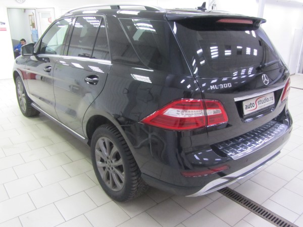 Установка охранного комплекса на Mercedes ML
