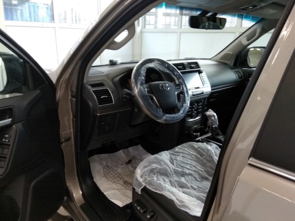 Установка охранного комплекса на Toyota Land Cruiser Prado