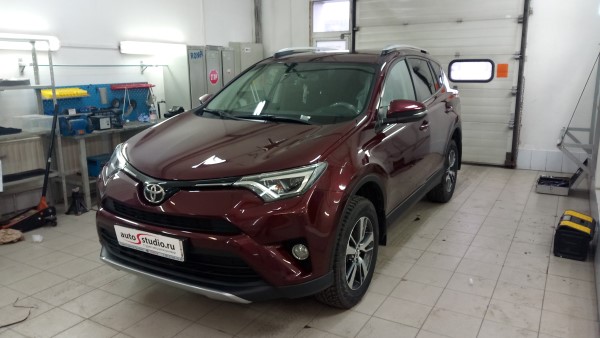 Установка охранного комплекса на Toyota RAV4