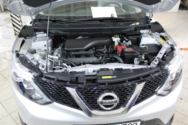 Установка охранного комплекса на Nissan Qashqai