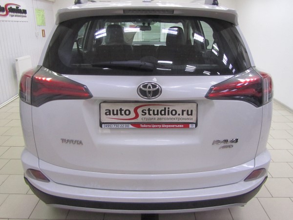 Установка охранного комплекса на Toyota RAV4