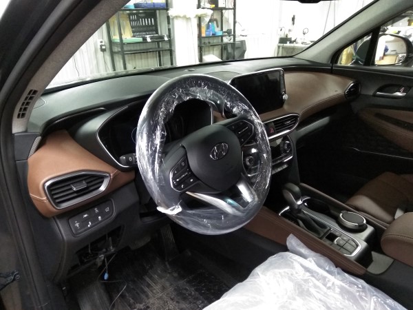 Установка охранного комплекса на Hyundai Santa Fe