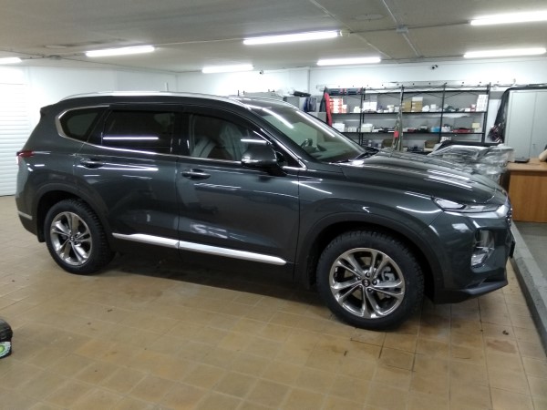 Установка охранного комплекса на Hyundai Santa Fe