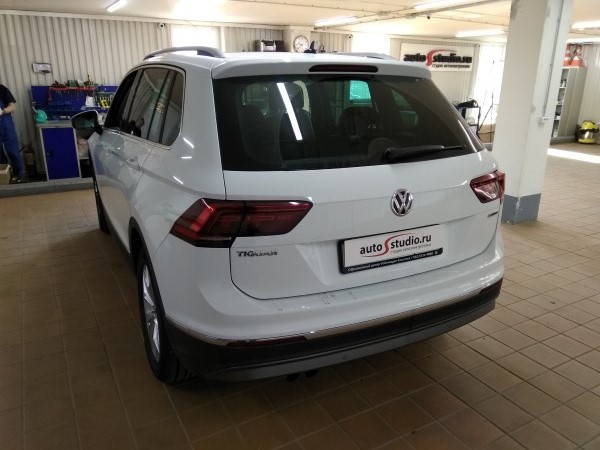 Установка охранного комплекса на Volkswagen Tiguan