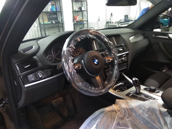 Установка охранного комплекса на BMW X4