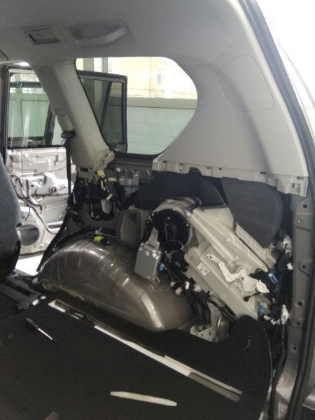 Комплексная вибро-шумоизоляция Toyota Land Cruiser Prado