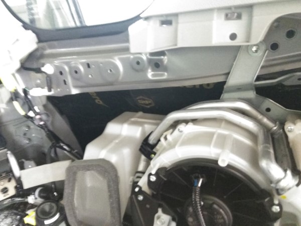 Комплексная вибро-шумоизоляция Toyota Land Cruiser Prado