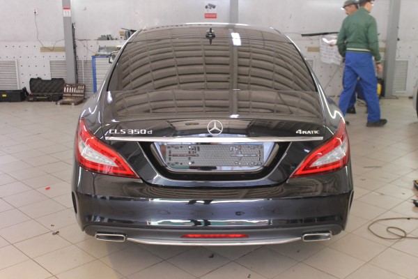 Установка охранного комплекса на Mercedes CLS