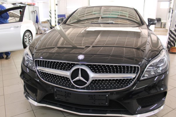 Установка охранного комплекса на Mercedes CLS