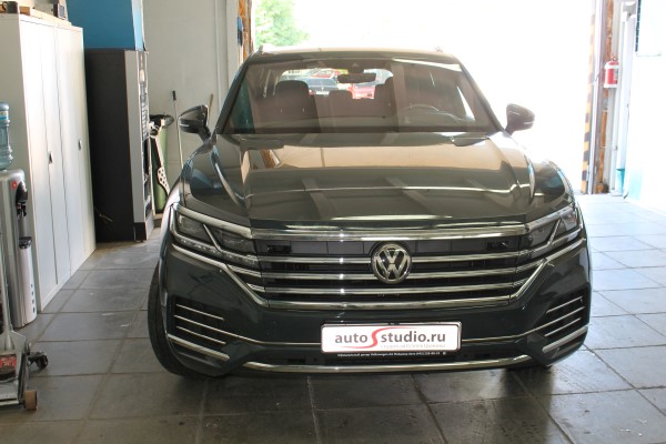 Установка охранного комплекса на Volkswagen Touareg