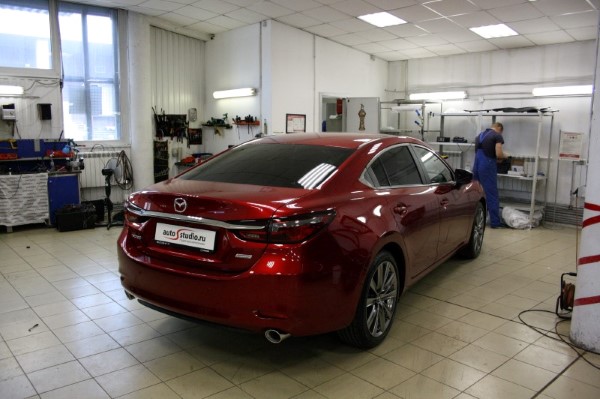 Установка охранного комплекса на Mazda 6
