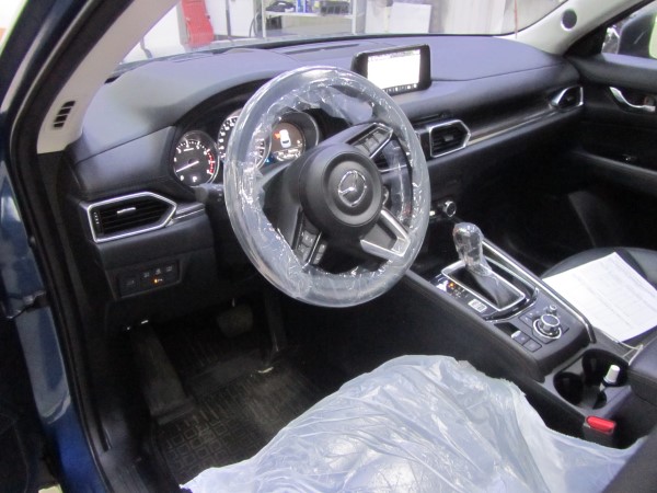 Установка охранного комплекса на Mazda CX-5