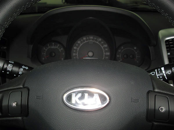 Установка охранного комплекса на Kia Ceed