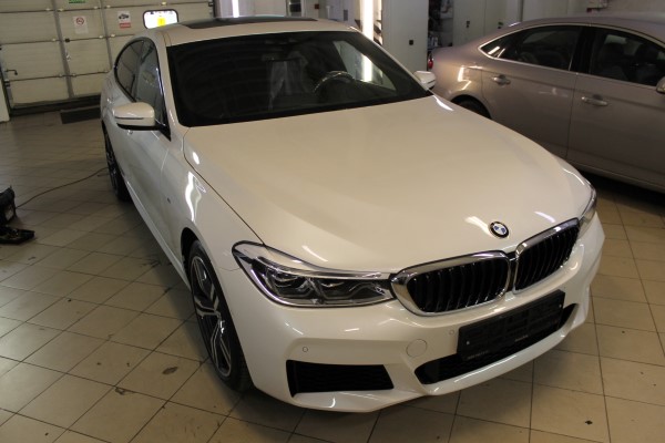 Установка охранного комплекса на BMW 5 Series GT