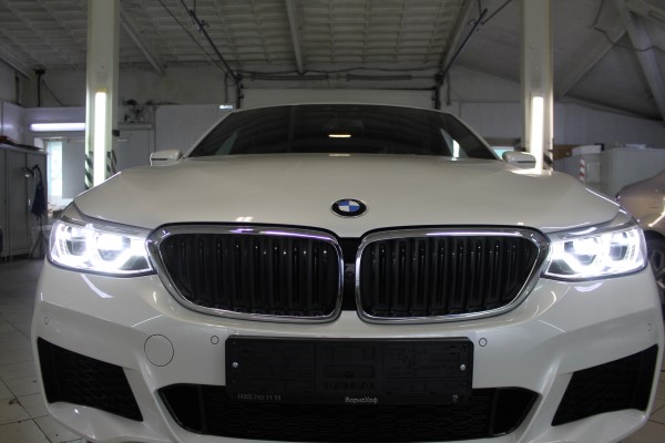 Установка охранного комплекса на BMW 5 Series GT